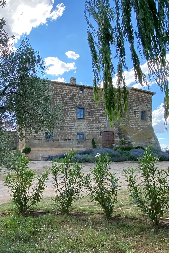 Casa Rural en Huesca Castillo de Corvinos Fachada